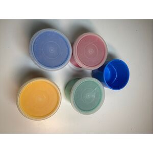 Vintage Tupperware 7 oz Tumblers Cups Lot 5 w 4 Seals